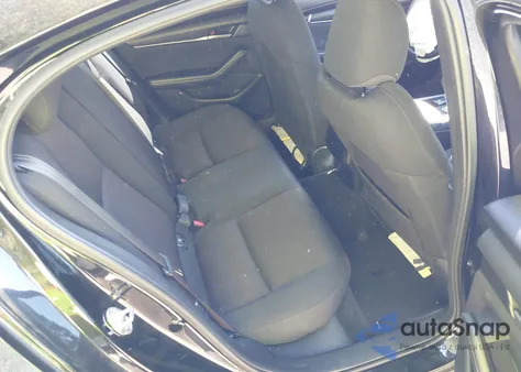 2021 Mazda Mazda3 2.0 from USA, damaged, VIN 3MZBPAA79MM207122